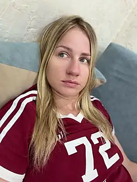 Snapshot of AnnaMist_ chatting on 07/10/26, 07:58 AnnaMist online show from 07/10/26, 07:58