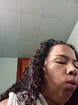 Snapshot of TamaraaHoney chatting on 07/15/26, 01:18 TamaraaHoney online show from 07/15/26, 01:18
