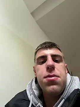YourFavoriteSexy online show from 05/19/26, 04:08