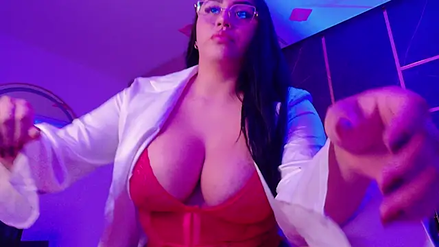 emily-Hornyy online show from 05/26/26, 11:41
