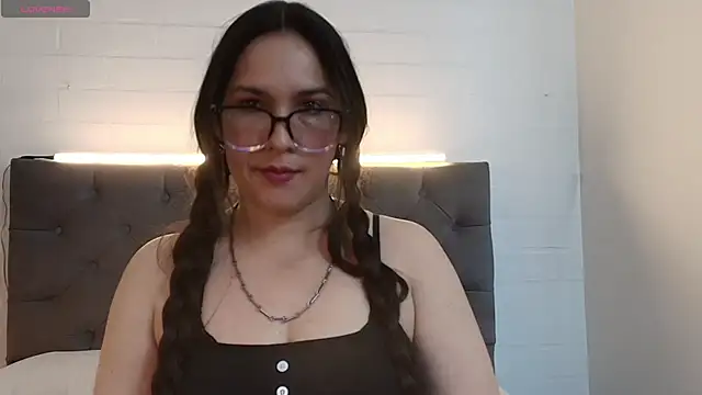 Rossy Marks online show from 06/17/26, 04:12