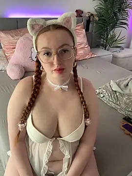 BellaBambiii online show from 06/02/26, 12:16