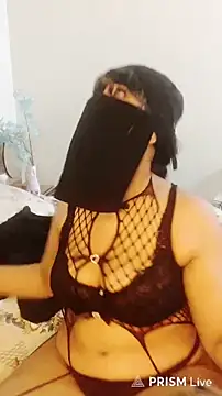 BrunetteQueen1 online show from 07/11/26, 03:45