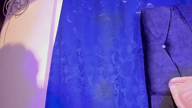 Dakota skyyy online show from 07/11/26, 09:37