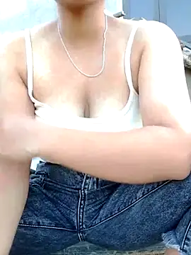 Snapshot of Mirra-a chatting on 06/06/26, 10:09 Mirra-a online show from 06/06/26, 10:09