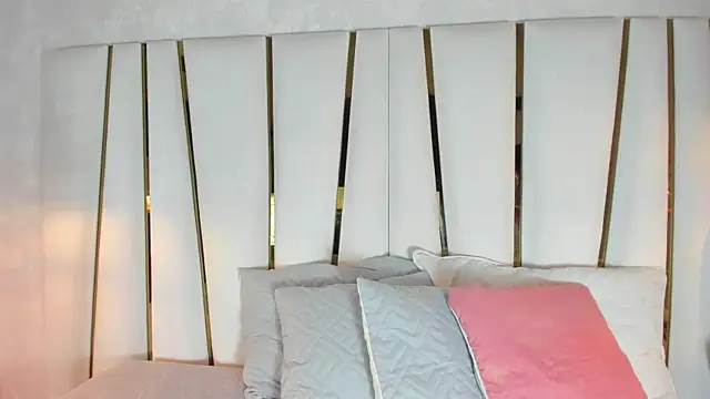 Linda sm online show from 05/22/26, 03:04