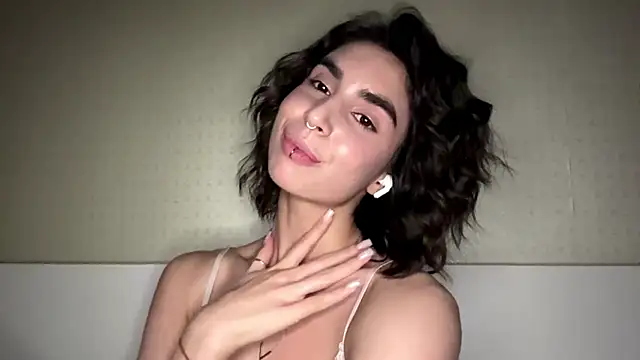 JessiaRuezga online show from 05/30/26, 12:22