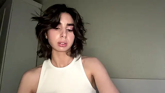 Snapshot of JessiaRuezga chatting on 06/01/26, 11:54 JessiaRuezga online show from 06/01/26, 11:54