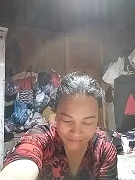Caily-ly online show from 05/17/26, 06:24