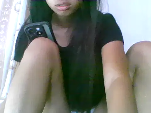 Snapshot of PinayBlackbeauty_18-18 chatting on 07/10/26, 10:54 PinayBlackbeauty 18-18 online show from 07/10/26, 10:54