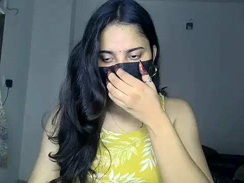 Snapshot of priyanks_sharma37 chatting on 06/28/26, 05:14 priyanks sharma37 online show from 06/28/26, 05:14