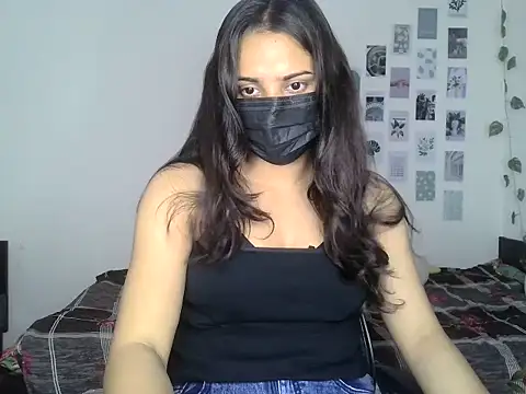 Snapshot of priyanks_sharma37 chatting on 05/18/26, 05:23 priyanks sharma37 online show from 05/18/26, 05:23