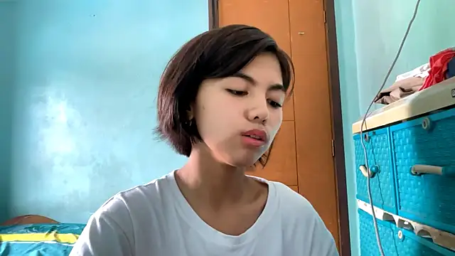 Snapshot of YukikoSchaefers chatting on 05/29/26, 03:23 YukikoSchaefers online show from 05/29/26, 03:23