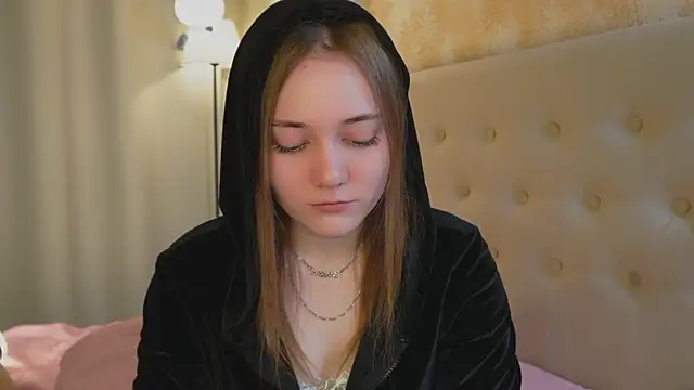 CassieSwon online show from 06/24/26, 04:38