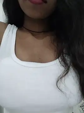 Snapshot of sexy_anaya0 chatting on 06/18/26, 04:00 sexy anaya0 online show from 06/18/26, 04:00