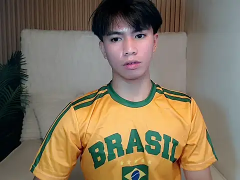 Snapshot of horny_jamesxx chatting on 05/25/26, 01:27 horny jamesxx online show from 05/25/26, 01:27