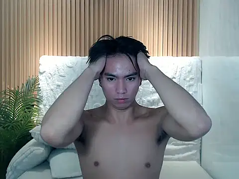 Snapshot of horny_jamesxx chatting on 06/02/26, 01:05 horny jamesxx online show from 06/02/26, 01:05
