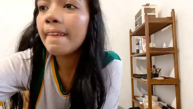 SolangeAldred online show from 05/22/26, 08:23
