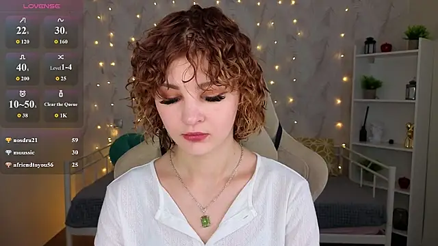 Kira  Fluffy online show from 07/07/26, 06:47