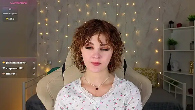 Kira  Fluffy online show from 07/14/26, 02:05