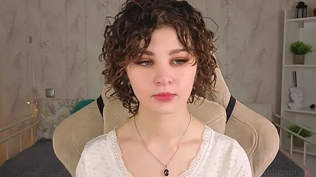 Kira  Fluffy online show from 05/30/26, 05:36