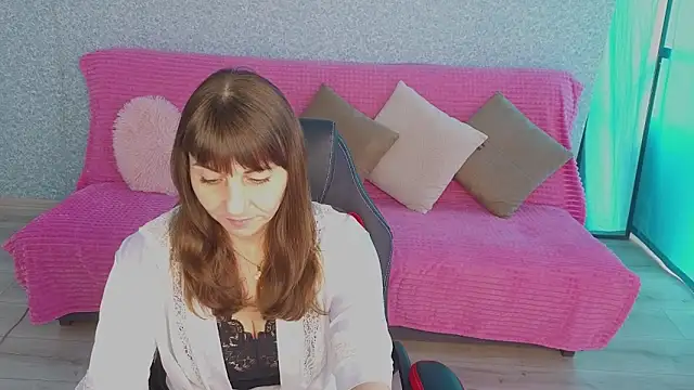 Snapshot of StelaDream chatting on 05/21/26, 09:50 StelaDream online show from 05/21/26, 09:50