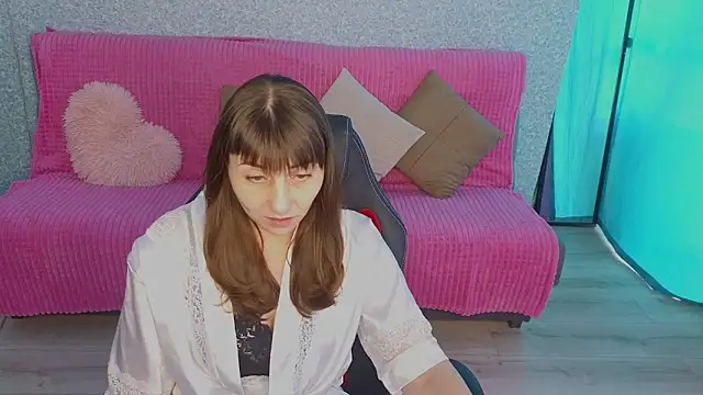 Snapshot of StelaDream chatting on 05/15/26, 09:40 StelaDream online show from 05/15/26, 09:40