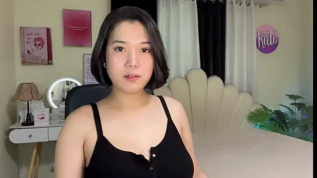 Snapshot of RingMyBelle chatting on 06/24/26, 06:34 RingMyBelle online show from 06/24/26, 06:34