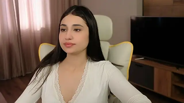 honeylanaa online show from 05/16/26, 05:28