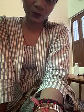 payalstudent4 online show from 05/30/26, 08:31