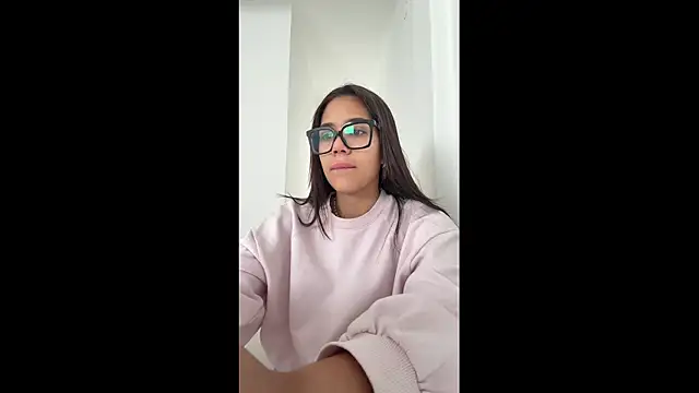 QueeNataly online show from 05/18/26, 11:37