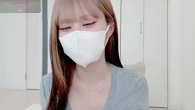 Snapshot of mia-chan3 chatting on 07/08/26, 06:25 mia-chan3 online show from 07/08/26, 06:25