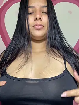 sara alejandra online show from 05/18/26, 12:22