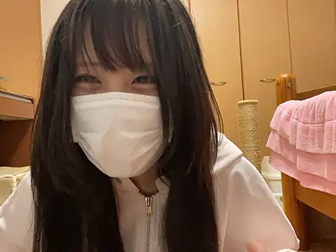 Snapshot of miniminimo_o chatting on 06/09/26, 11:33 miniminimo o online show from 06/09/26, 11:33