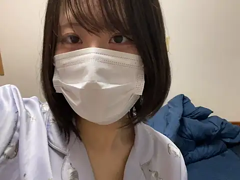 Snapshot of miniminimo_o chatting on 05/22/26, 11:41 miniminimo o online show from 05/22/26, 11:41