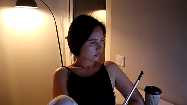 mmirraaa online show from 07/13/26, 06:51