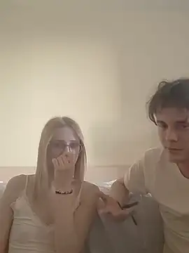 LauraundSteve  online show from 05/16/26, 06:29