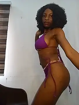 Pussyxxjuicyx1 online show from 06/23/26, 12:25