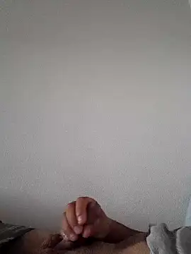 Nicolas065 online show from 05/16/26, 04:28