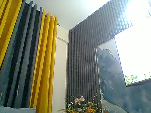 Snapshot of juicyass_gama chatting on 06/14/26, 07:15 juicyass gama online show from 06/14/26, 07:15