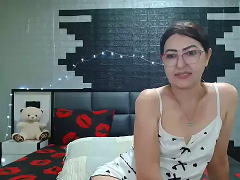 Snapshot of Ada_Vera chatting on 06/13/26, 02:59 Ada Vera online show from 06/13/26, 02:59