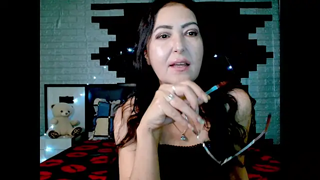 Snapshot of Ada_Vera chatting on 06/26/26, 11:05 Ada Vera online show from 06/26/26, 11:05