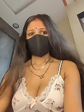 kaira noty online show from 06/10/26, 03:08