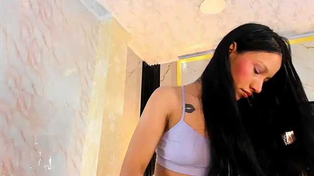 SophiieCalloway1 online show from 05/21/26, 02:25