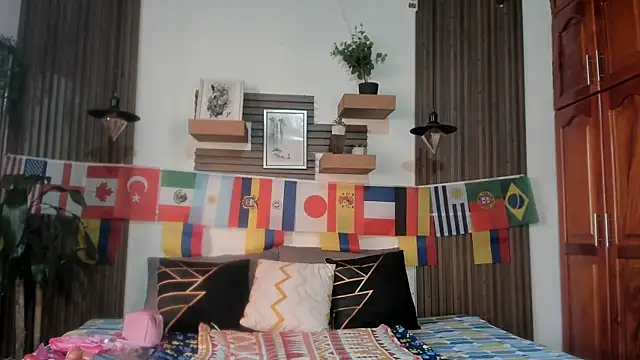 Snapshot of Evaa_campbell chatting on 06/24/26, 12:48 Evaa campbell online show from 06/24/26, 12:48