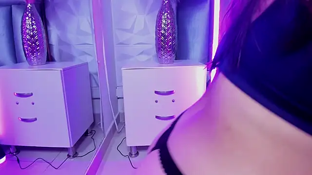 Sara Deen online show from 06/18/26, 11:37