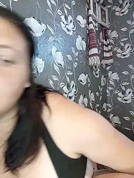 Angelina9612 online show from 07/06/26, 08:32
