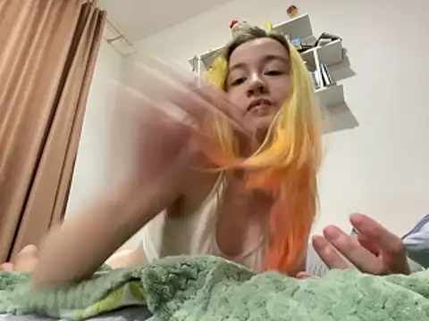 Emilya201 online show from 05/21/26, 12:52