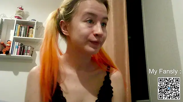 Emilya201 online show from 05/22/26, 09:46