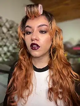 NikkiNix online show from 05/18/26, 01:05